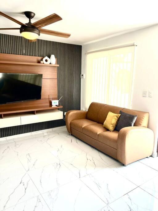 Casa Alameda - Casa Familiar Cerca De La Playa Apartment Масатлан Екстериор снимка